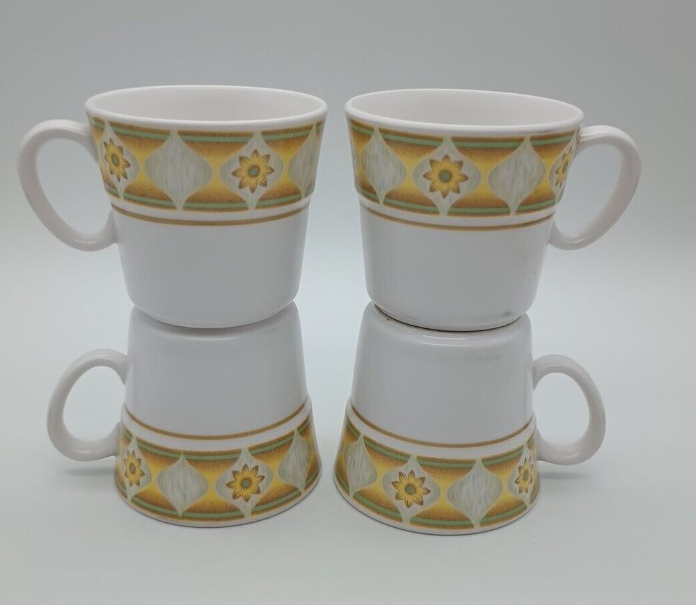 Noritake Progression Sunglow Mugs Set Of 4 MCM 9042 Yellow Green